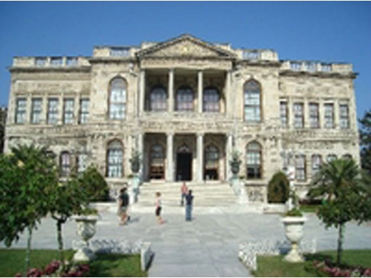 dolmabahce-palace-tour-in-istanbul-in-istanbul-126261.jpg