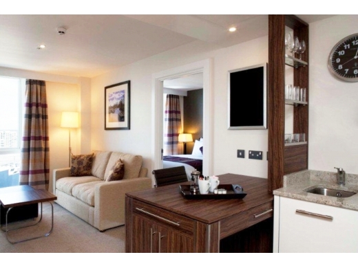 staybridge-suites-london-stratford-city-hotel-2-520_390.jpg